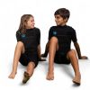 neopreno-corto-ocean-be-wave-niños-sentados